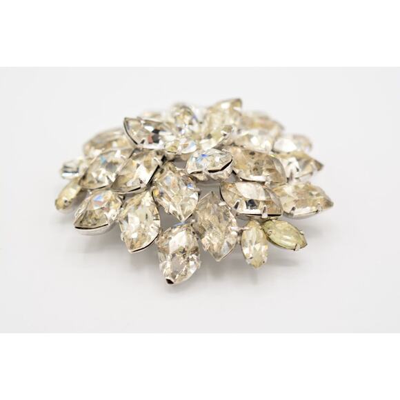 Vintage Crystal Flower Pin Brooch Rhinestone Baguette Large Silver Shiny Bin5A - Picture 5 of 12